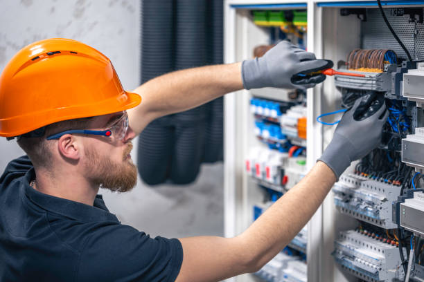 Professional Electrician in Bayou Country Clu, LA
